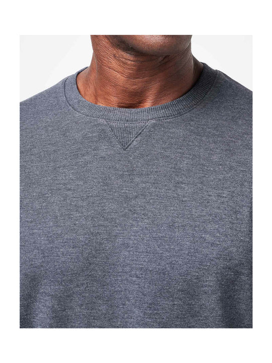 TravisMathew Amenities