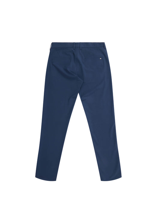 TravisMathew OTC Tech Chino