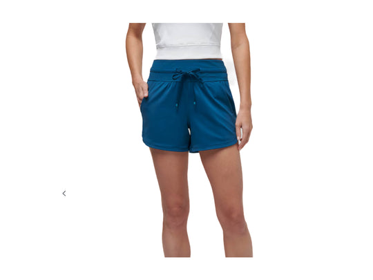 TravisMathew W Moveknit Tie Short