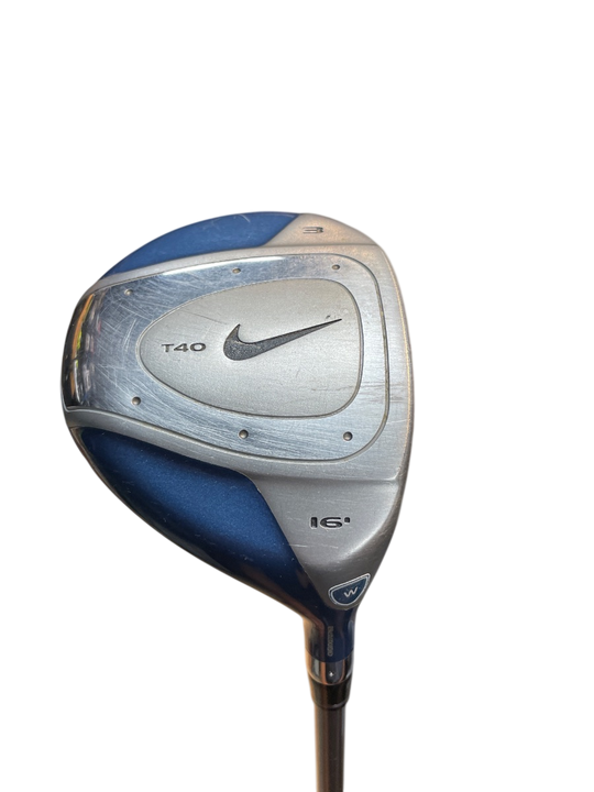 Nike Nike T40