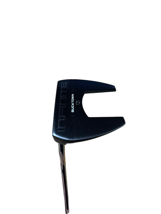 Wilson Infinite Bucktown