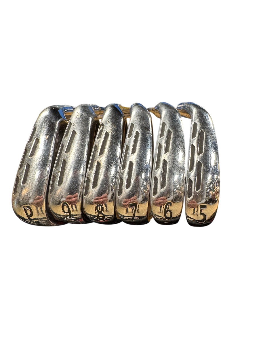 Wilson Staff D7